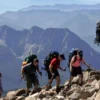10 Kegiatan Terlarang yang Tidak Boleh Dilakukan Saat Mendaki Gunung