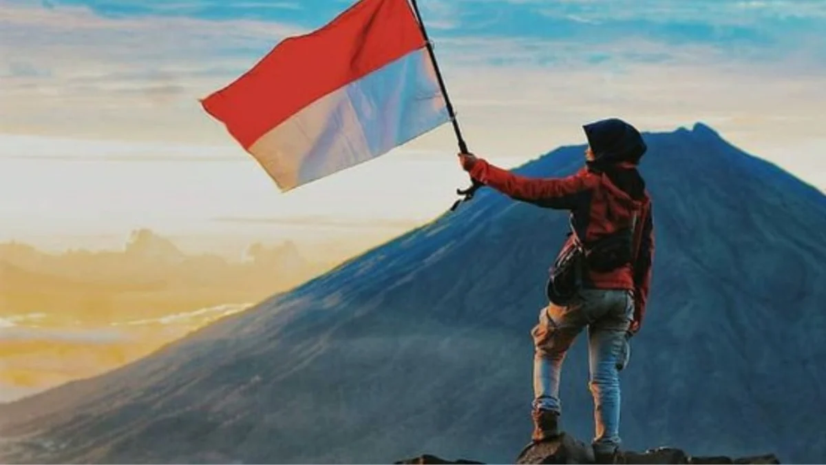 10 Gunung di Indonesia yang Jadi Favorit Pendaki, Apa Saja?