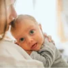 Orang Tua Harus Mengetahui Ini! 5 Cara Mengatasi Batuk Pilek Pada Bayi dengan Simpel