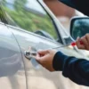 Punya Mobil Wajib Tau, Cara Membenarkan Pintu Mobil Sulit Di Buka di Luar, Cek Disini!